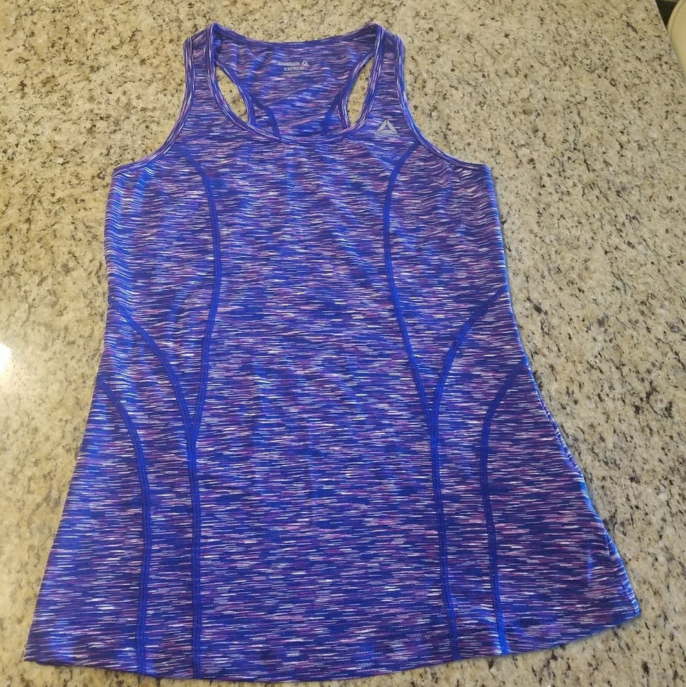 Reebok Tank! 🌸